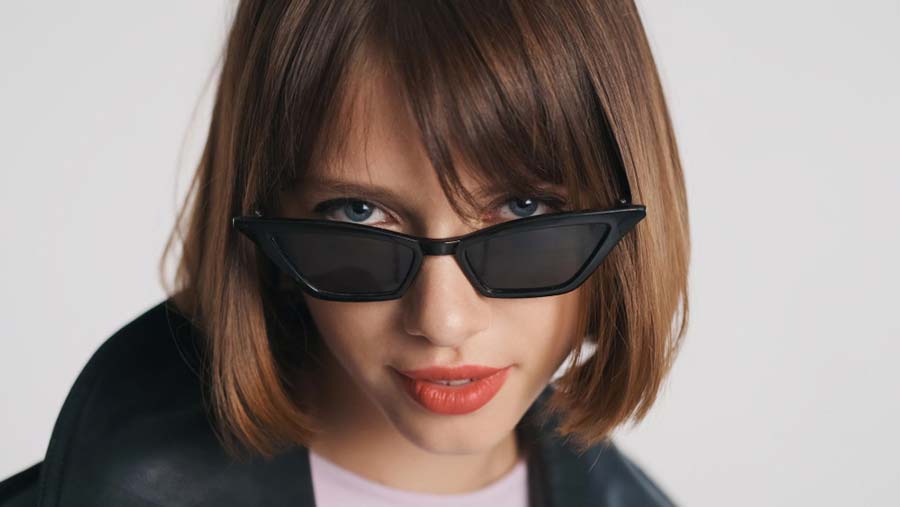 The Bold Square Frame: Modern Edge and Statement Style
